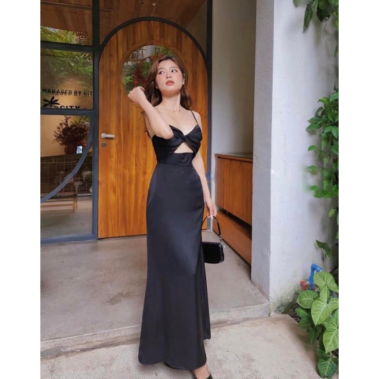 Váy lụa xoắn ngực thumb