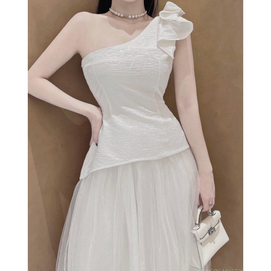 Set lệch vai chân váy lưới thumb