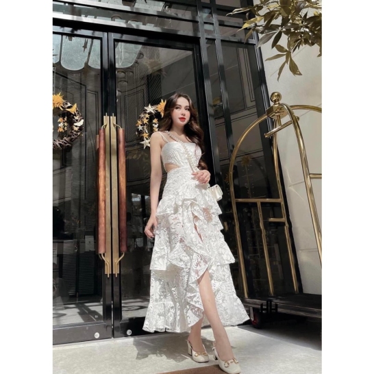 Maxi trắng ren tầng TKCC thumb