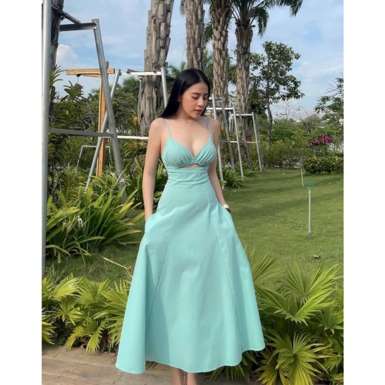 Váy chất thô dáng xoè cổ chữ V thumb