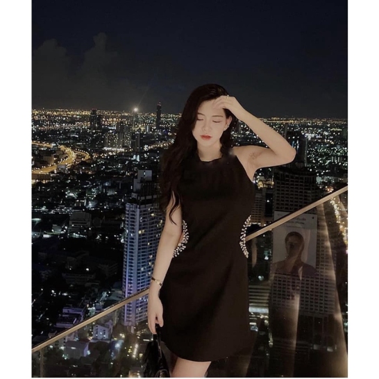 Váy khoét eo ngọc 2 màu thumb