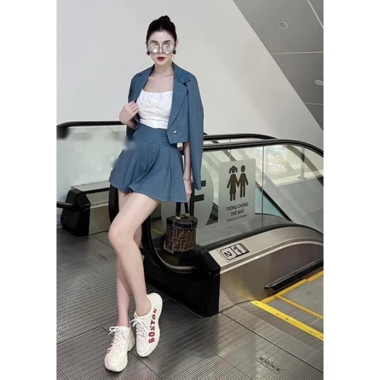 Set vest xám + đen thumb