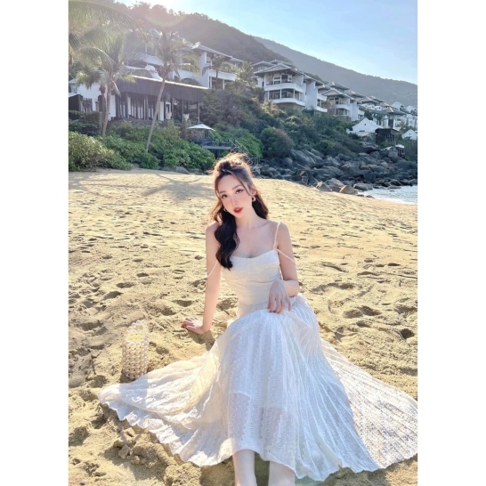 Váy đi biển thiết kế cao cấp thumb