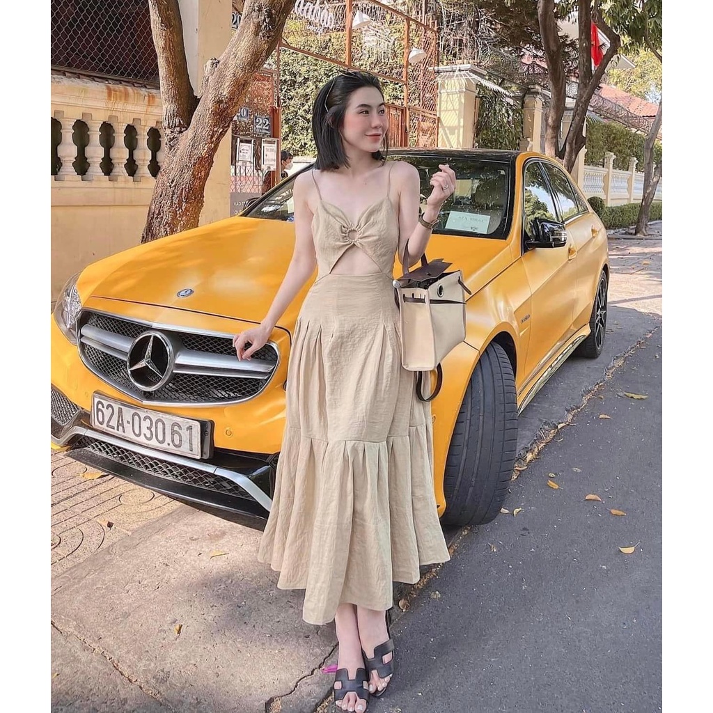 Váy đũi cutout ngực 2 màu