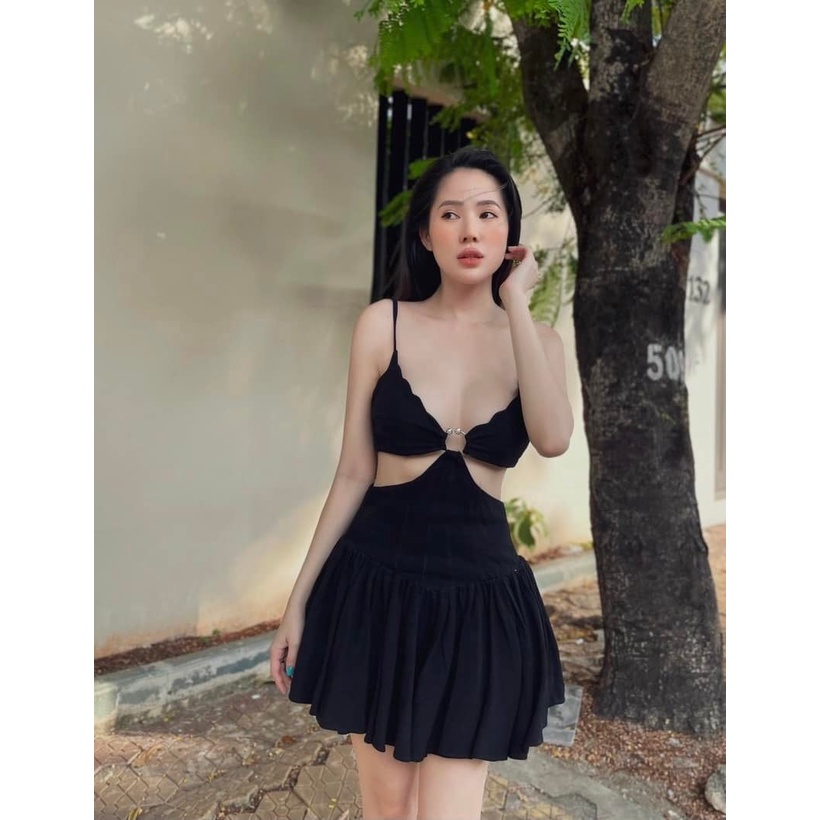 Váy đũi khoét hông