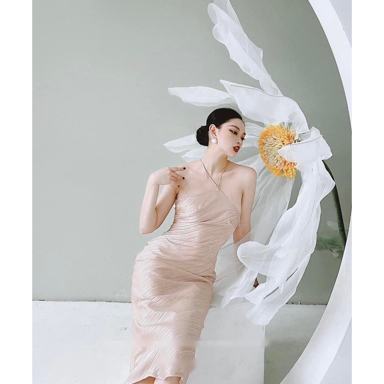 Váy lụa yếm hở lưng 3 màu