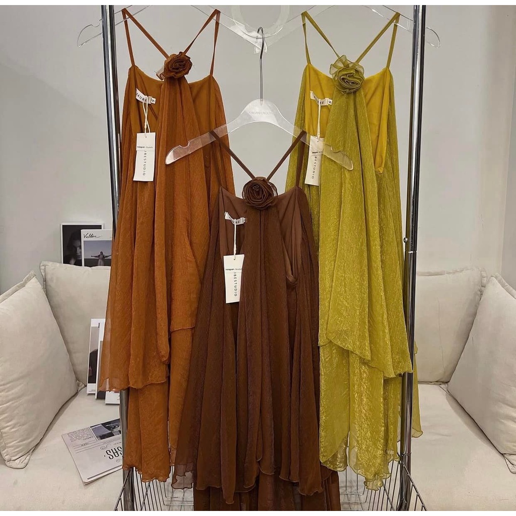 Váy tơ yếm tag hoa