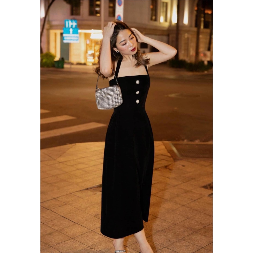 Váy yếm đính đá