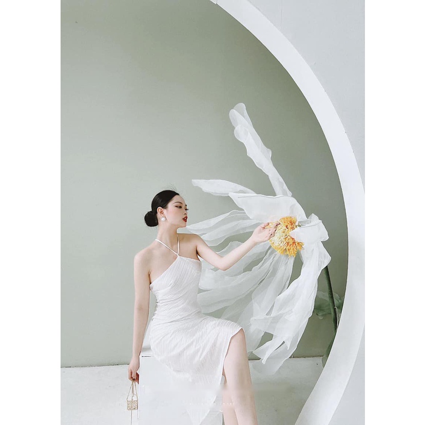 Váy lụa yếm hở lưng 3 màu