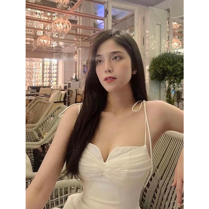 Váy lụa thắt nơ vai