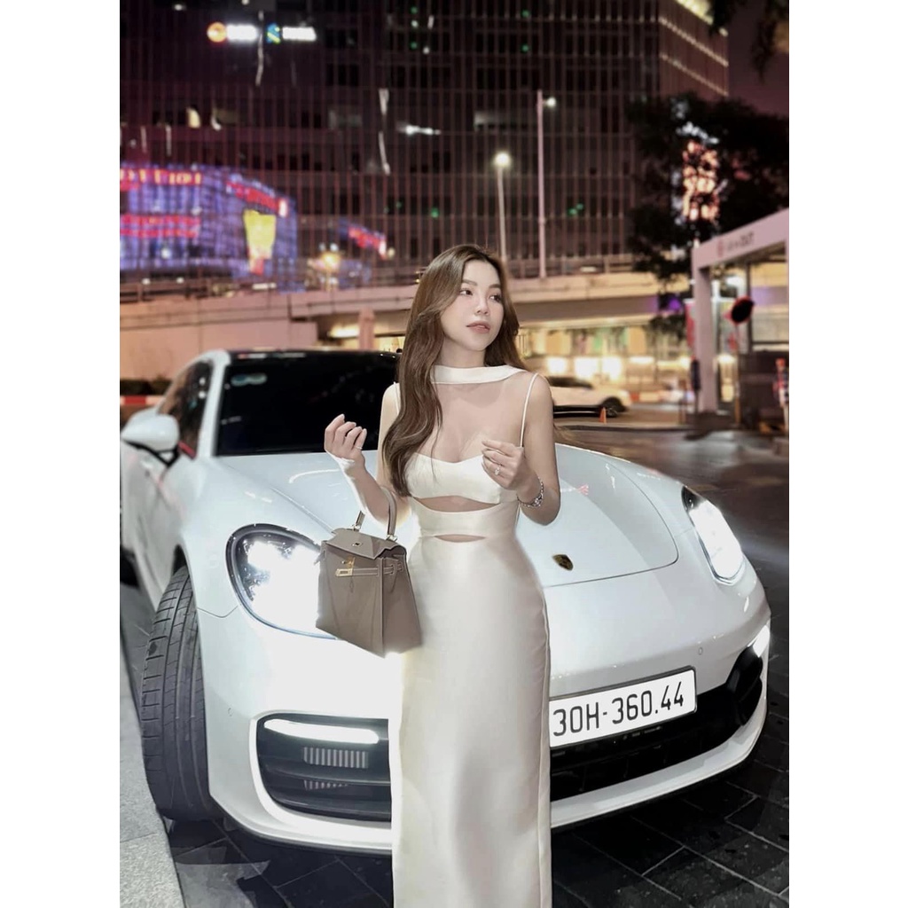 Váy cutout cổ yếm