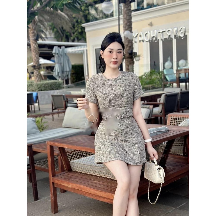 Váy dạ tweed kèm belt