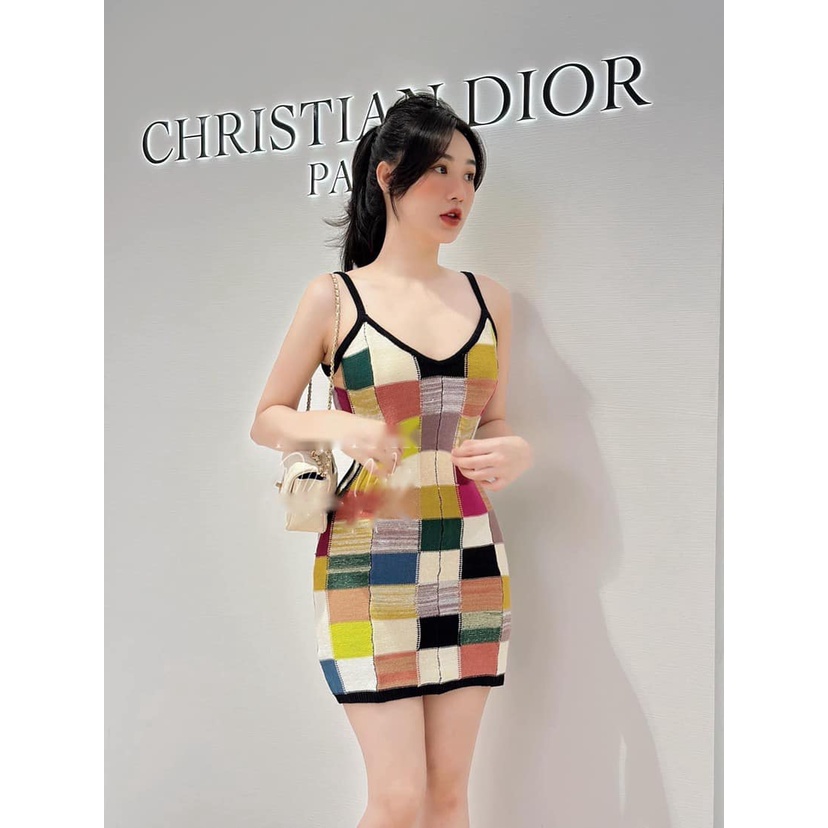 Váy len ô màu QCCC