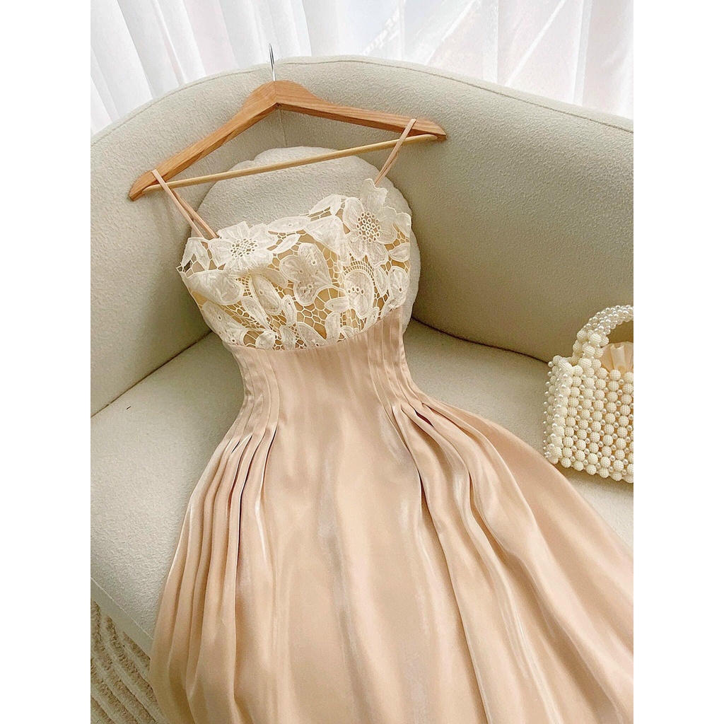 Váy dây hoa ngực màu be