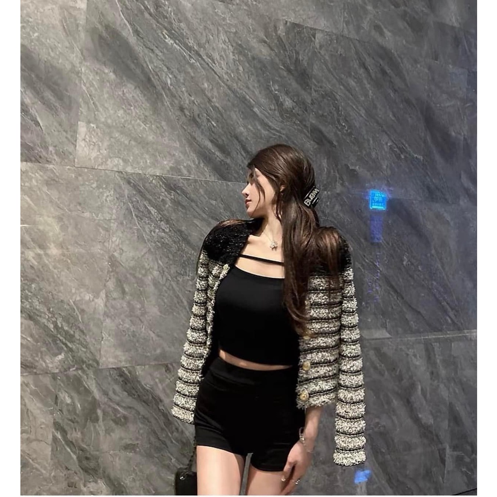 Áo khoác kẻ hai màu QCCC